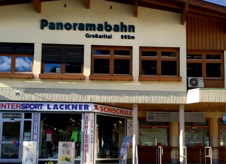 Intersport Lackner bei der Talstation Panoramabahn-Gondel in Großarl