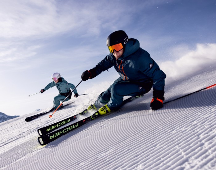 Ski fahren im Skiurlaub © Intersport