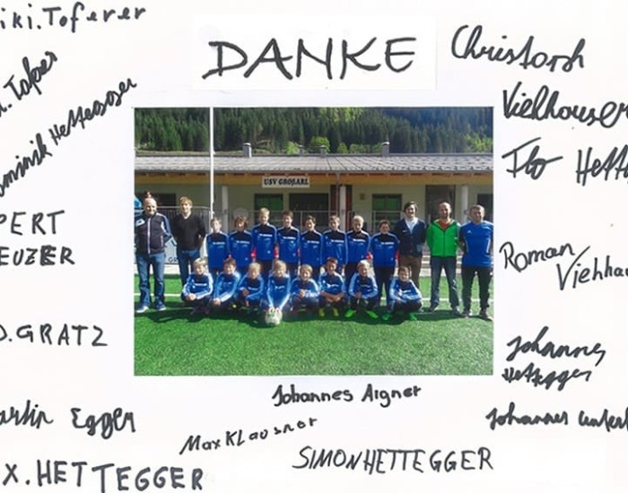 Ausstattung der Nachwuchssportler durch Intersport Lackner